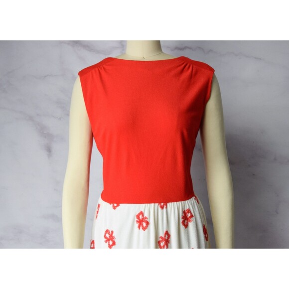 1960s Maxi Dress Size Medium 60s Red and White Gown Embroidered Bows Dress - Picture 10 of 10